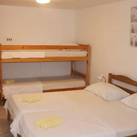 In Preko With Terrace, Air Conditioning, Wifi, Washing Machine Appartement